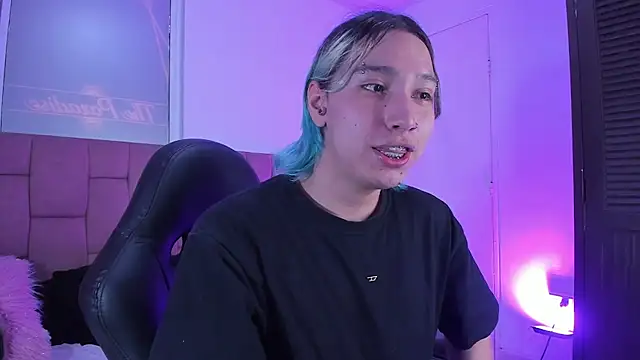 AngelFlexxx online show from 04-23-26, 07:37