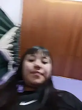 Snapshot of Zulema_R1 chatting on 07-16-26, 11:35 Zulema R1 online show from 07-16-26, 11:35