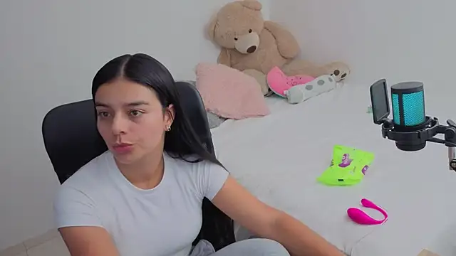 valerihouse online show from 03-25-26, 12:44