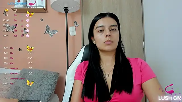 Snapshot of valerihouse chatting on 02-05-25, 11:06 valerihouse online show from 02-05-25, 11:06
