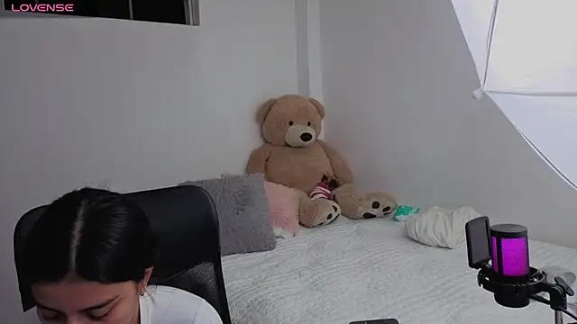 valerihouse online show from 01-13-26, 01:31