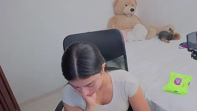 valerihouse online show from 03-12-26, 01:00