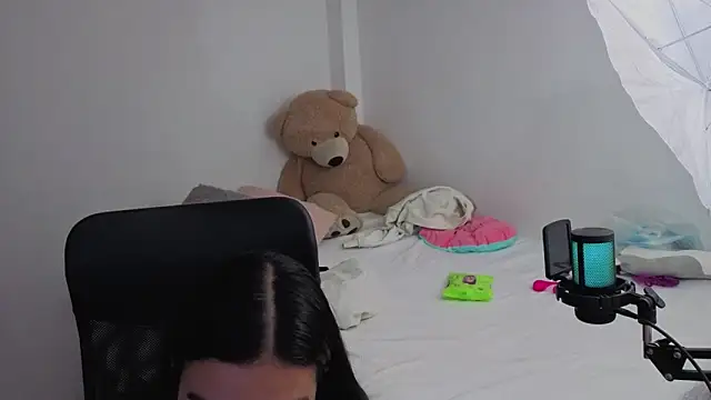 valerihouse online show from 03-20-26, 01:28