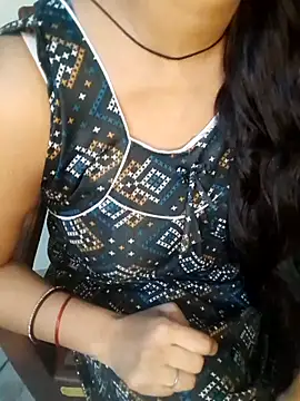 Minu love online show from 09-17-25, 06:54