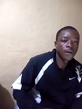 Snapshot of mojeemore chatting on 02-15-26, 07:02 mojeemore online show from 02-15-26, 07:02