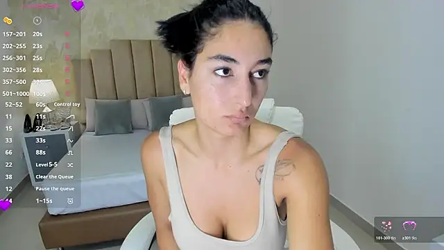 Scarlett 12 online show from 03-12-26, 09:24