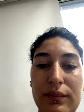 Snapshot of Scarlett_12 chatting on 09-19-25, 11:58 Scarlett 12 online show from 09-19-25, 11:58