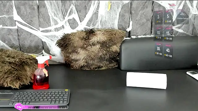 Snapshot of Rowan_Mills chatting on 10-12-25, 08:43 Rowan Mills online show from 10-12-25, 08:43