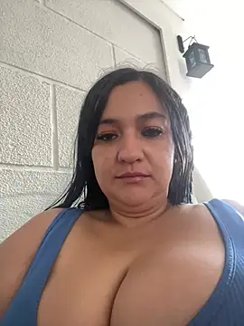 Snapshot of andrea-cohen chatting on 01-17-26, 01:47 andrea-cohen online show from 01-17-26, 01:47