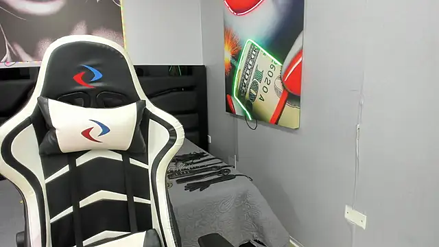 Sara Bdsm  online show from 11-05-25, 01:25