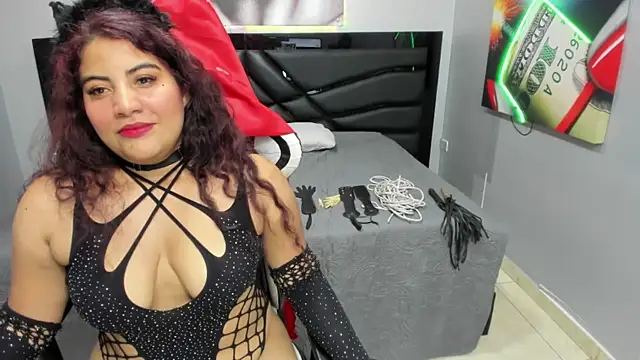 Sara Bdsm  online show from 10-18-25, 03:58