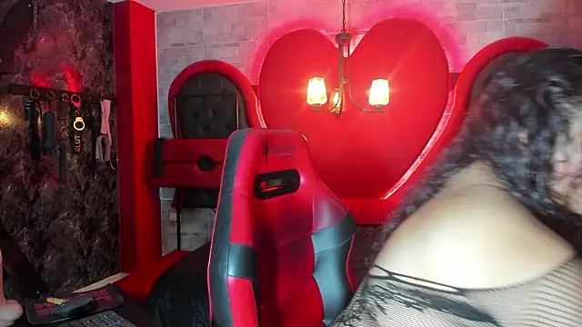 Sara Bdsm  online show from 03-12-26, 04:11