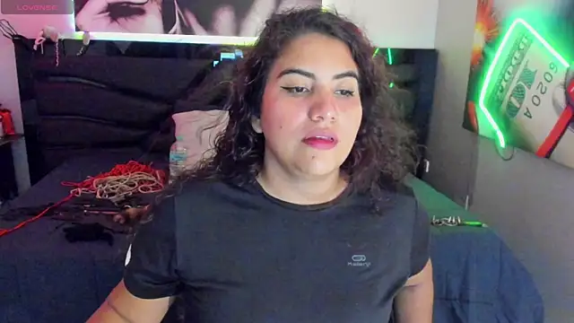 Sara Bdsm  online show from 04-19-26, 04:19