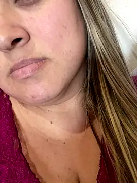 bruna438 online show from 09-25-25, 06:58