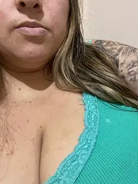 bruna438 online show from 11-08-25, 07:50