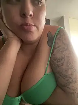 bruna438 online show from 03-22-26, 12:18