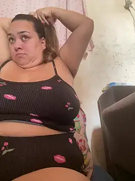 bruna438 online show from 05-06-26, 01:48
