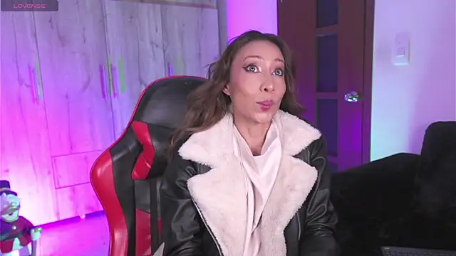 AnnaKimm online show from 01-10-26, 02:07