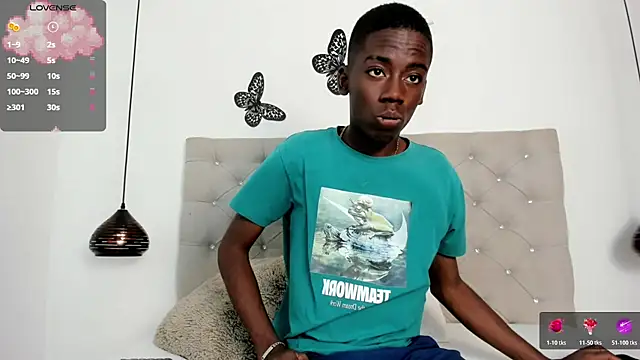 Snapshot of Alan_blacke chatting on 11-07-25, 07:51 Alan blacke online show from 11-07-25, 07:51