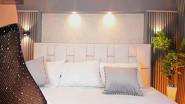 LunnaBlake online show from 03-15-26, 04:30