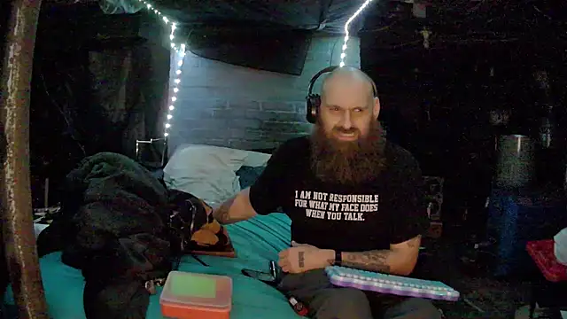 Cowboy815 online show from 12-21-25, 02:24