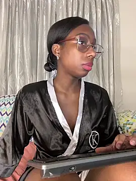 AmyRoss 1 online show from 10-03-25, 09:27