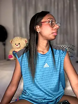 AmyRoss 1 online show from 10-24-25, 11:04