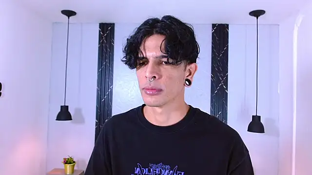 Franvill Trato online show from 10-06-25, 05:24