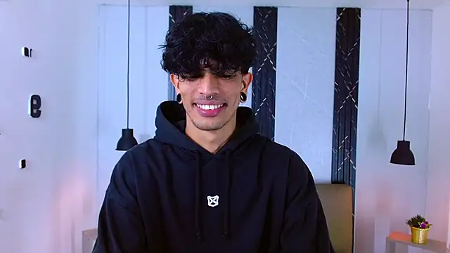 Franvill Trato online show from 09-30-25, 07:09