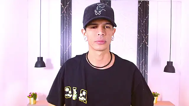 Franvill Trato online show from 09-24-25, 07:20