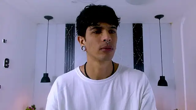 Franvill Trato online show from 01-09-26, 07:43