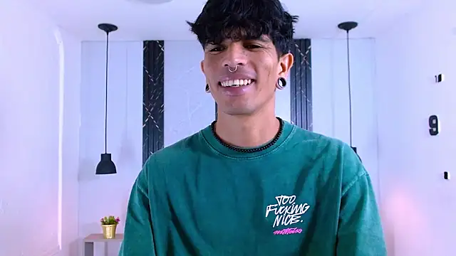 Franvill Trato online show from 10-30-25, 07:11