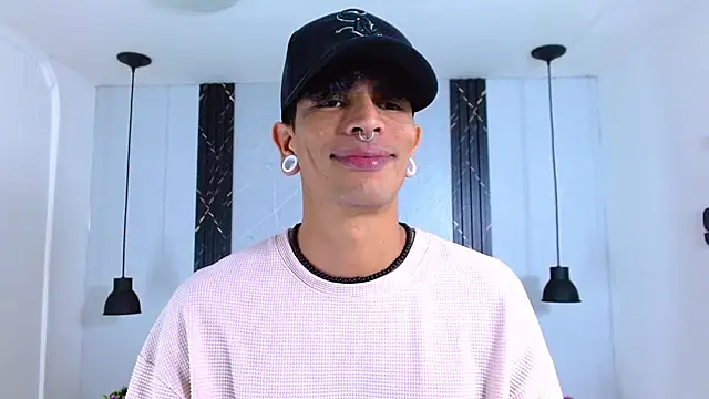 Franvill Trato online show from 10-29-25, 07:13