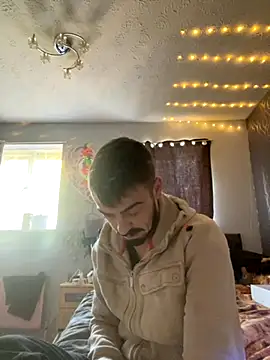 Snapshot of jaycoy22 chatting on 09-29-25, 08:10 jaycoy22 online show from 09-29-25, 08:10