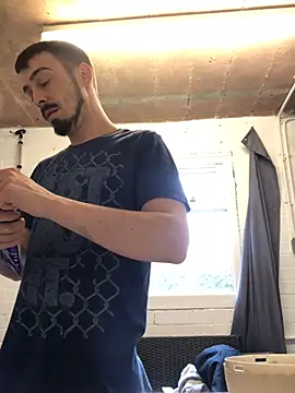 Snapshot of jaycoy22 chatting on 02-22-26, 01:57 jaycoy22 online show from 02-22-26, 01:57