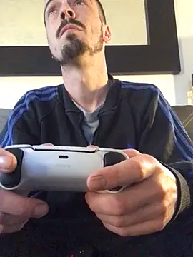 jaycoy22 online show from 04-05-26, 06:47