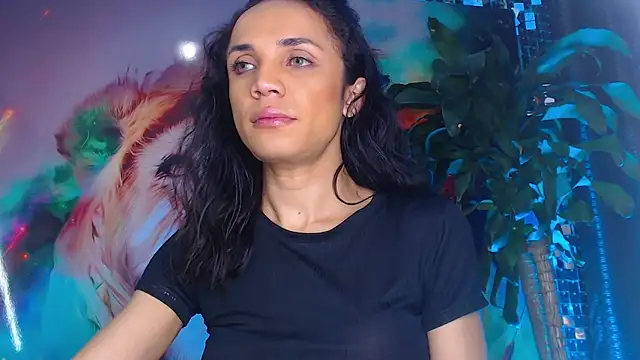 Cristal Gem1 online show from 11-28-25, 01:11