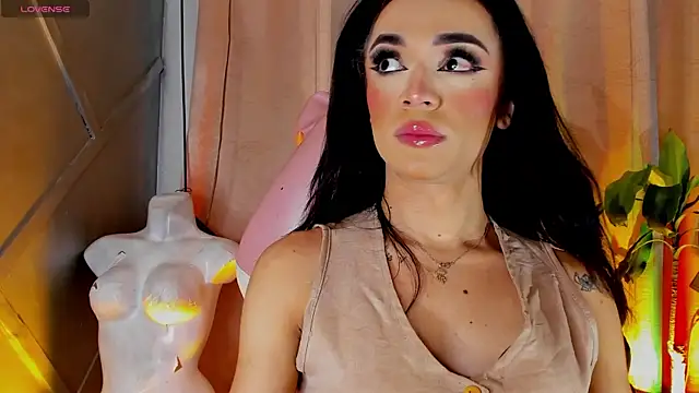 Snapshot of Cristal_Gem1 chatting on 07-19-26, 06:22 Cristal Gem1 online show from 07-19-26, 06:22