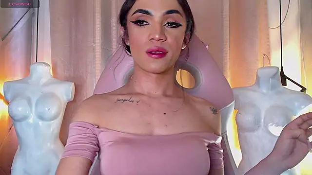 Cristal Gem1 online show from 04-16-26, 09:39