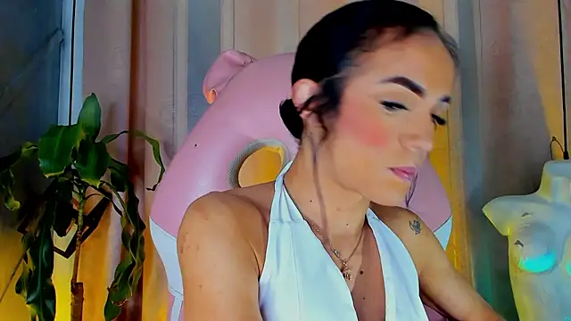 Snapshot of Cristal_Gem1 chatting on 07-13-26, 11:09 Cristal Gem1 online show from 07-13-26, 11:09