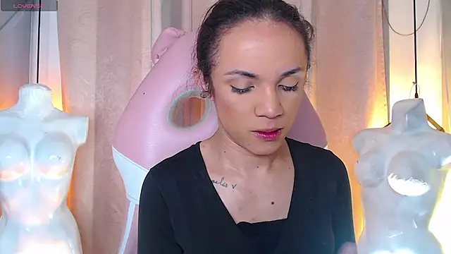 Cristal Gem1 online show from 04-15-26, 11:27