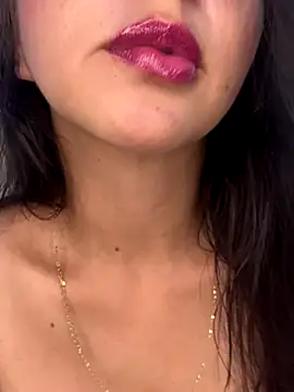 salo-rousee online show from 11-25-25, 12:22