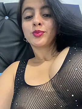 Snapshot of salo-rousee chatting on 07-12-26, 10:21 salo-rousee online show from 07-12-26, 10:21