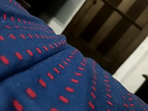 Snapshot of este_juan chatting on 01-11-26, 05:03 este juan online show from 01-11-26, 05:03