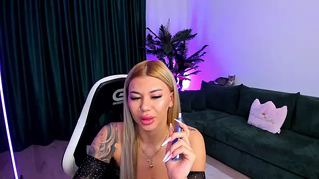 xPuka online show from 02-16-26, 07:01