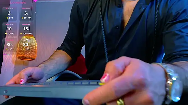 Thaiel Fosteer online show from 10-04-25, 06:04