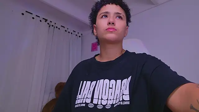 LiaaMoretzz online show from 02-09-26, 05:05