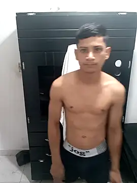 hechizo777 online show from 12-01-25, 04:08