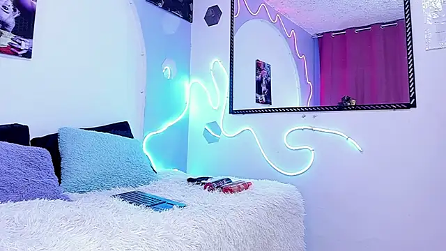 oliver mr  online show from 09-20-25, 03:17