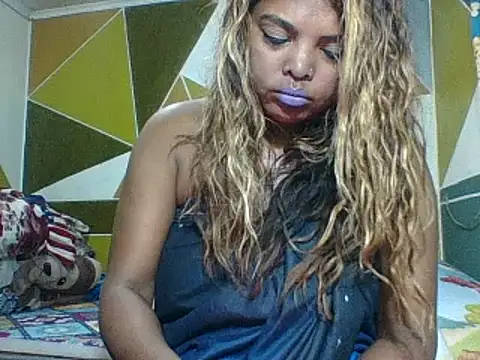 Snapshot of SEXY_METISE chatting on 02-06-25, 07:18 SEXY METISE online show from 02-06-25, 07:18
